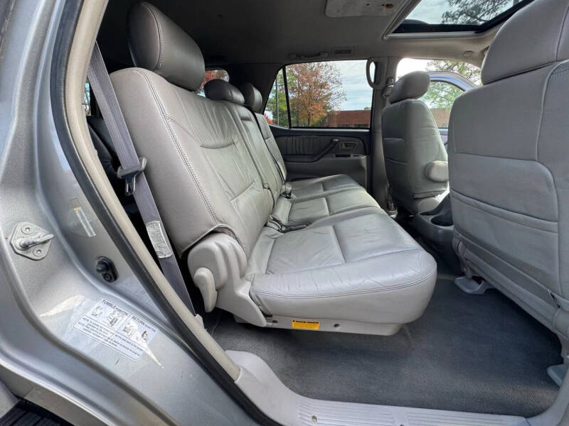 2004 Toyota Sequoia Limited