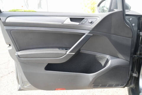 2019 Volkswagen e-Golf SEL Premium