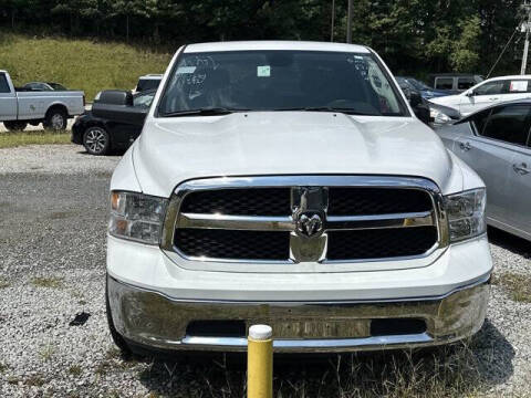 2023 RAM 1500 Classic SLT