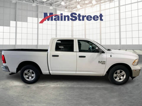 2023 RAM 1500 Classic SLT