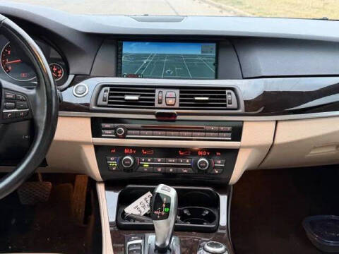 2011 BMW 5 Series 550i