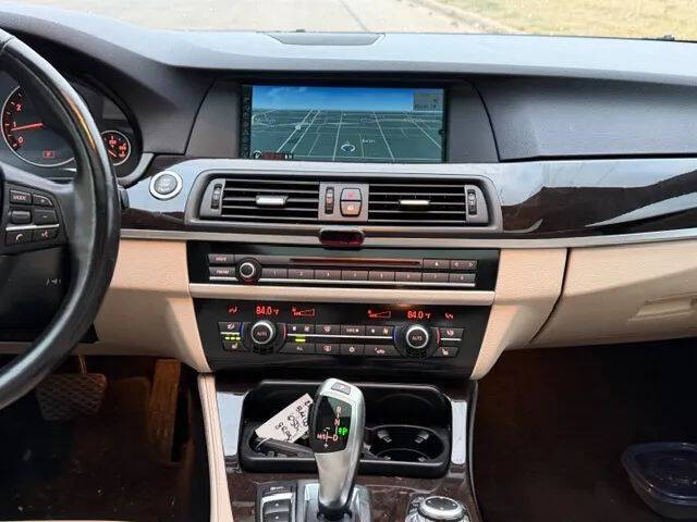 2011 BMW 5 Series 550i