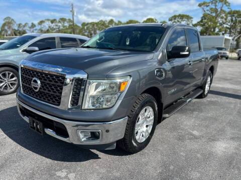 2017 Nissan Titan