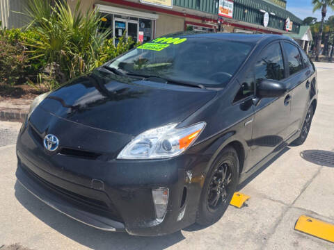 2014 Toyota Prius Two