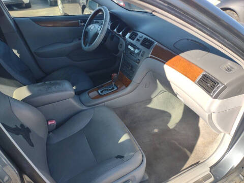 2005 Lexus ES 330