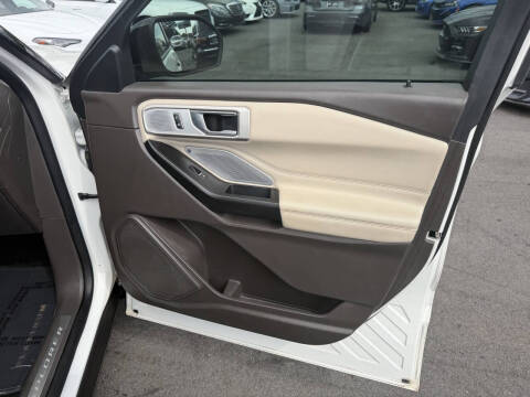 2020 Ford Explorer Platinum