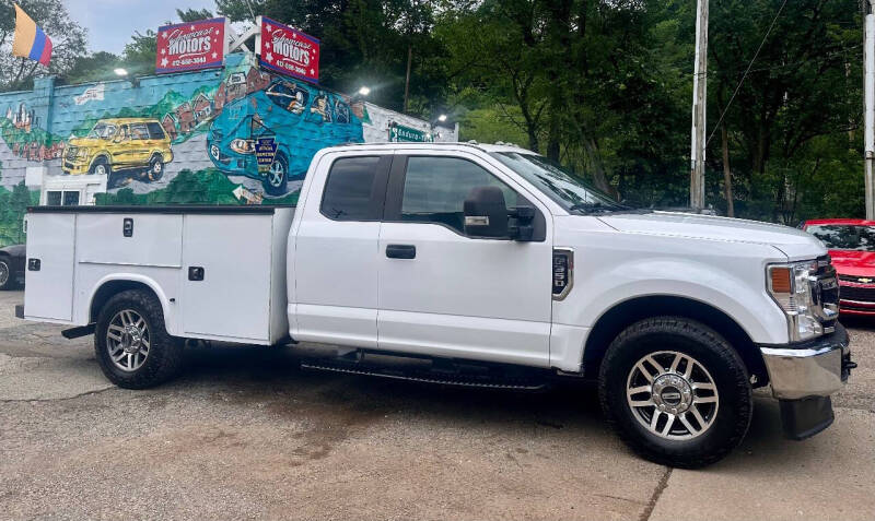 2020 Ford F-350 Super Duty Chassis Cab XL's photo