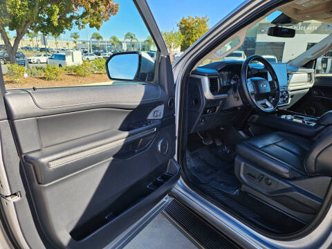 2024 Ford Expedition XLT