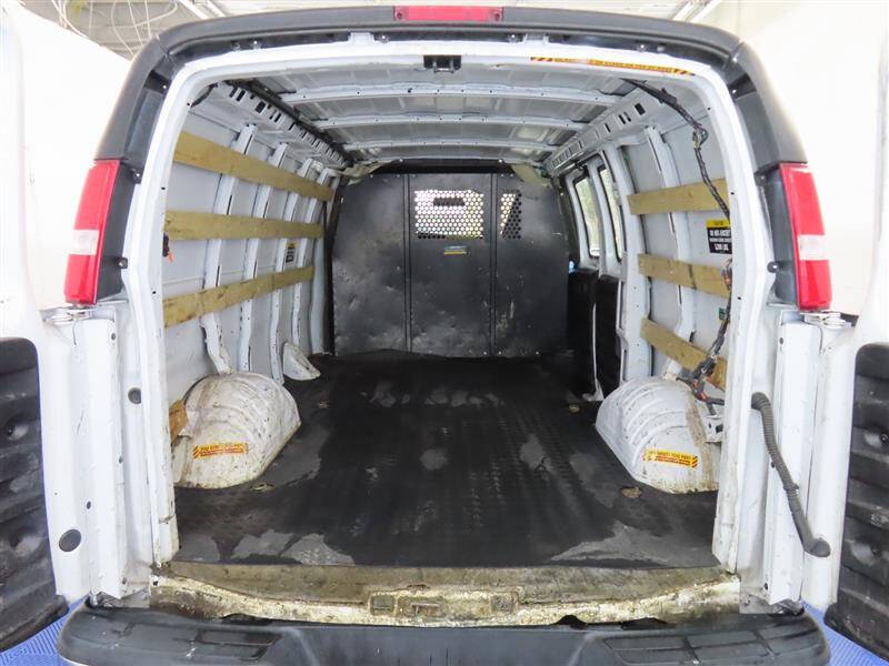 2024 GMC Savana 2500