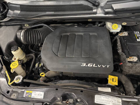 2013 Chrysler Town and Country Touring