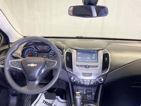 2016 Chevrolet Cruze LT Auto