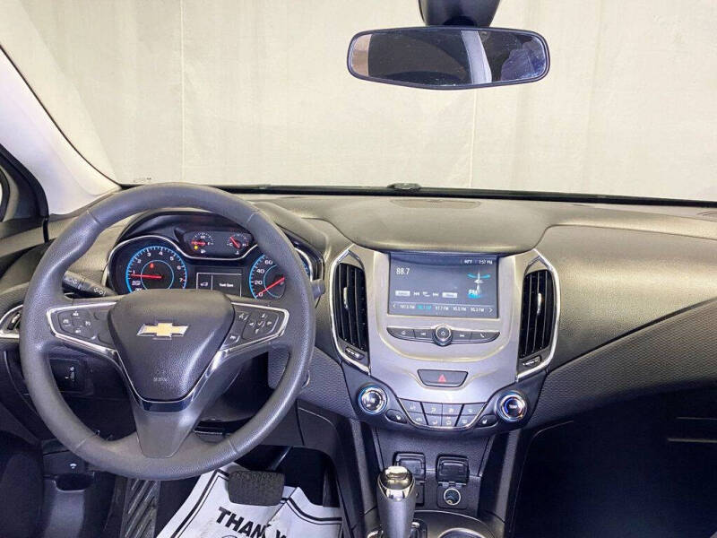 2016 Chevrolet Cruze LT Auto