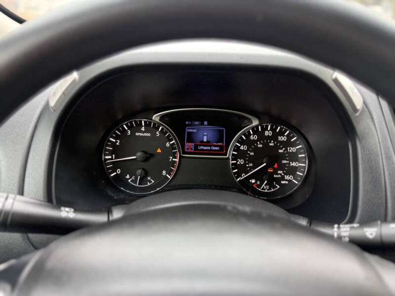 2020 Nissan Pathfinder S