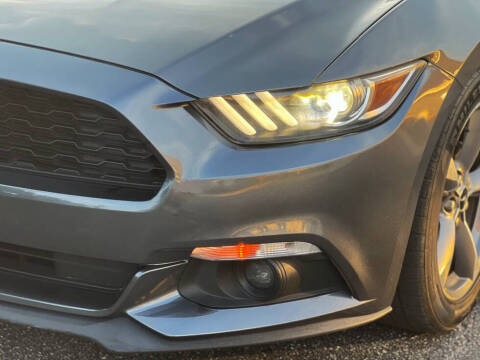 2015 Ford Mustang V6