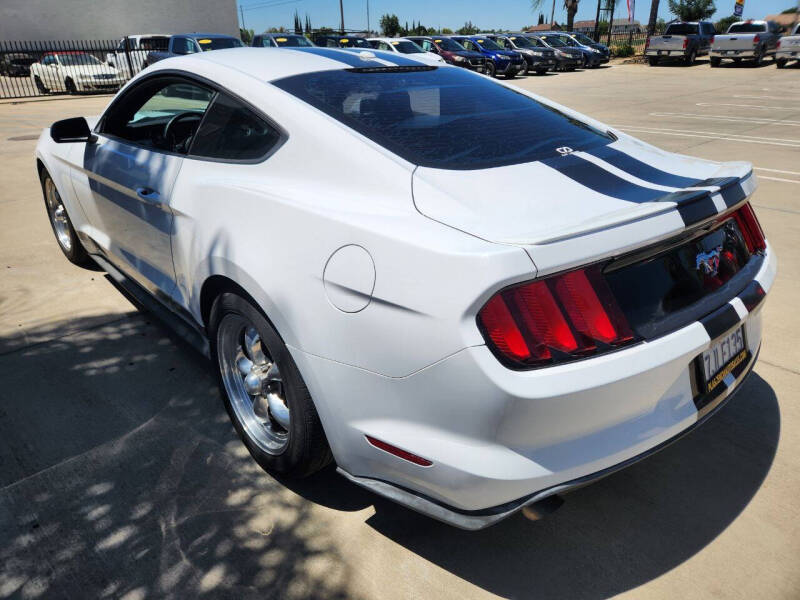 2015 Ford Mustang EcoBoost Premium