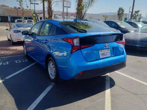 2019 Toyota Prius LE