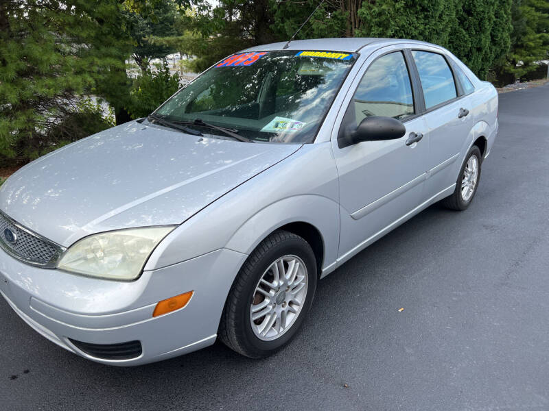 2005 Ford Focus for sale at BIRD'S AUTOMOTIVE & CUSTOMS in Ephrata PA