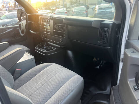 2014 Chevrolet Express 2500