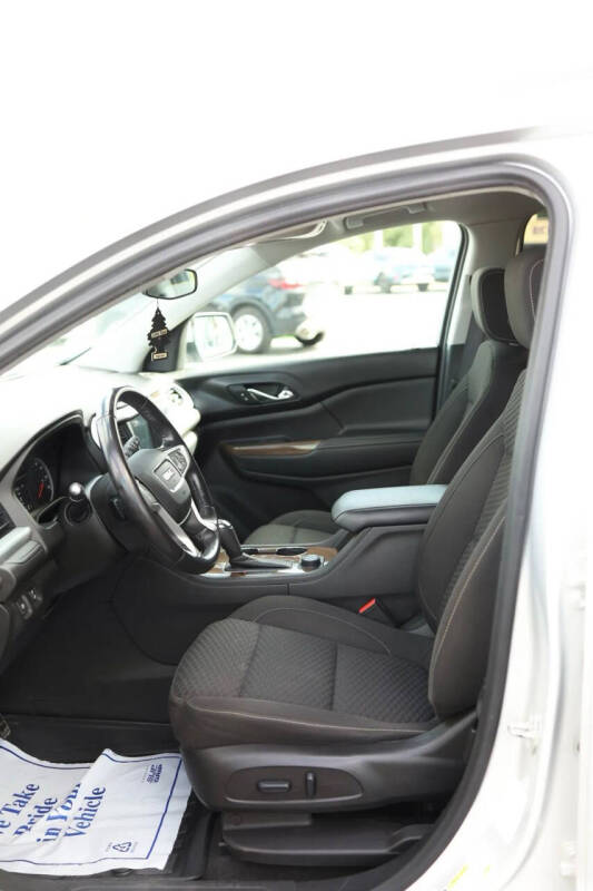 2018 GMC Acadia SLE-2