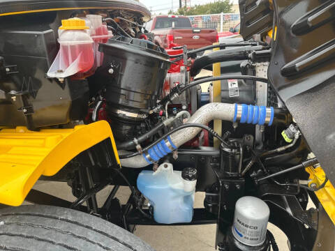 2020 Freightliner M2 106