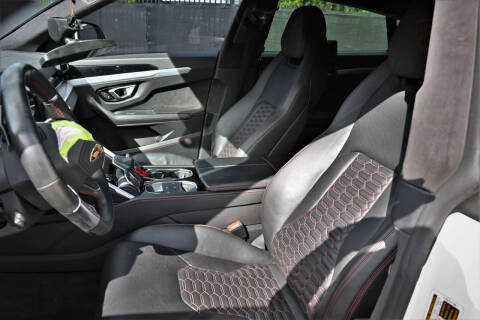 2019 Lamborghini Urus