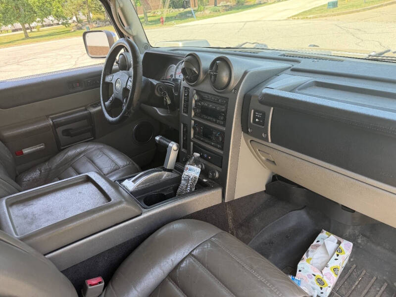 2004 HUMMER H2