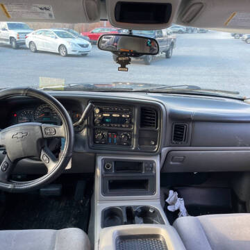 2005 Chevrolet Avalanche 1500 LS