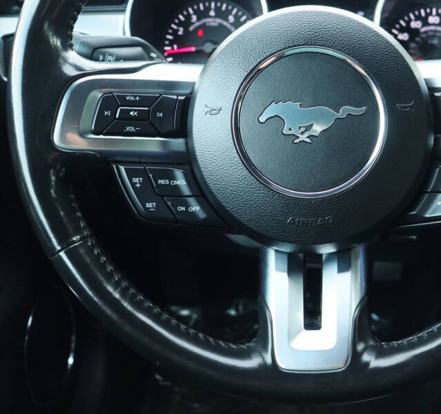 2022 Ford Mustang EcoBoost Premium