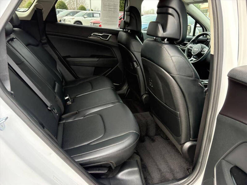 2023 Kia Sportage EX