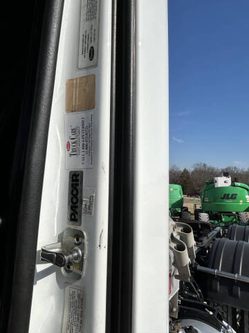 2019 Peterbilt 567 Road Tractor