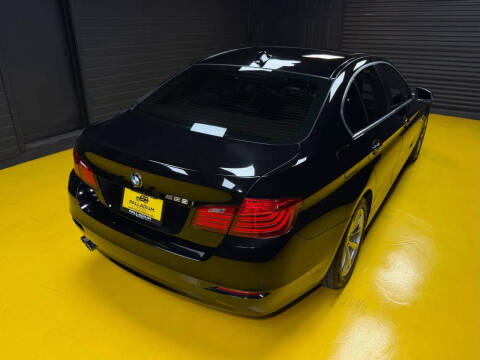 2016 BMW 5 Series 528i