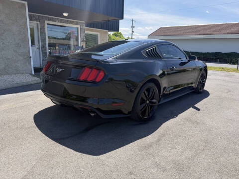 2015 Ford Mustang EcoBoost Premium