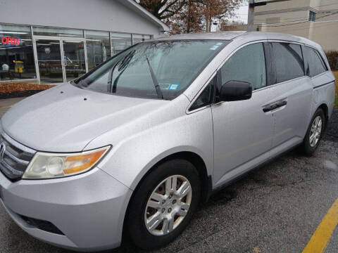 2011 Honda Odyssey for sale at Lakeshore Auto Wholesalers in Amherst OH