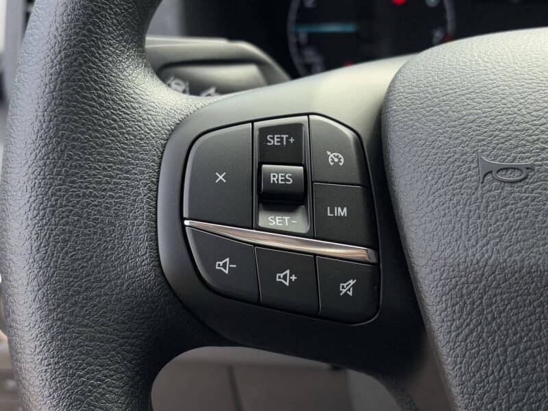 2025 Ford Transit 250