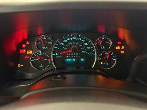 2025 Chevrolet Express LS 3500