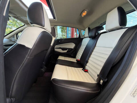2013 Ford Fiesta Titanium