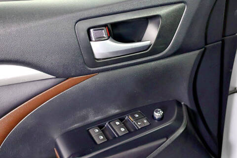 2017 Toyota Highlander Hybrid XLE