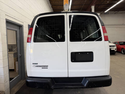 2011 Chevrolet Express 2500