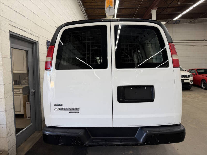 2011 Chevrolet Express 2500