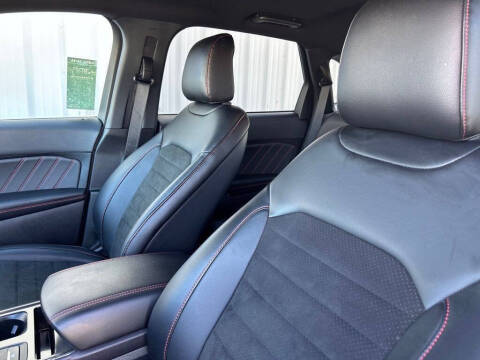 2024 Ford Edge