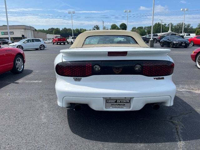 1999 Pontiac Firebird 6