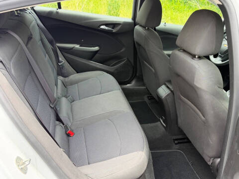 2017 Chevrolet Cruze LT Auto