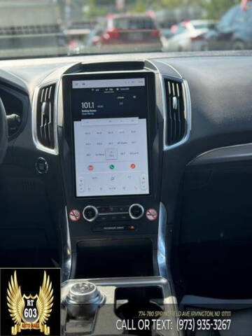 2023 Ford Edge Titanium