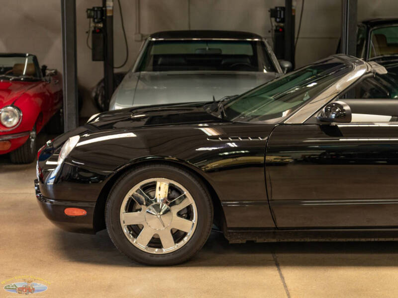 2002 Ford Thunderbird Deluxe