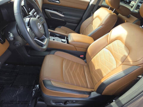 2024 Nissan Pathfinder Platinum