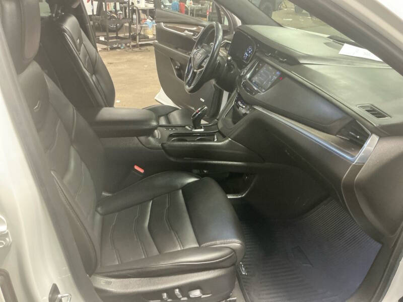 2019 Cadillac XT5 Platinum