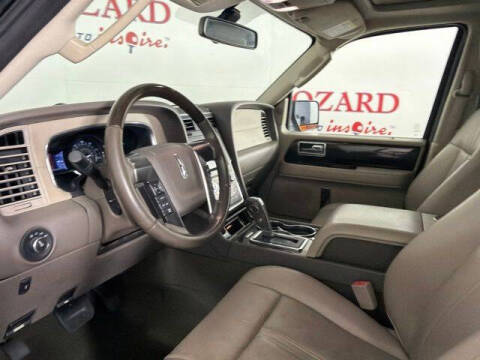 2017 Lincoln Navigator Select