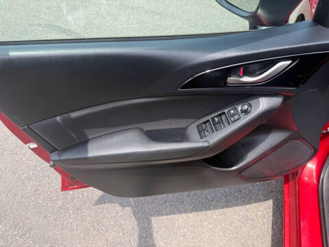 2015 Mazda MAZDA3 i Touring