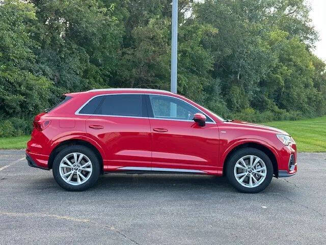 2024 Audi Q3 quattro S line Premium 45 TFSI