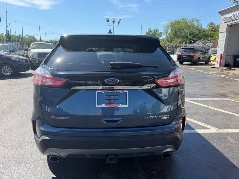 2019 Ford Edge Titanium